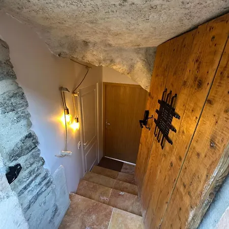 Secrete Avec Jacuzzi Ambiance Romantique Apartment *